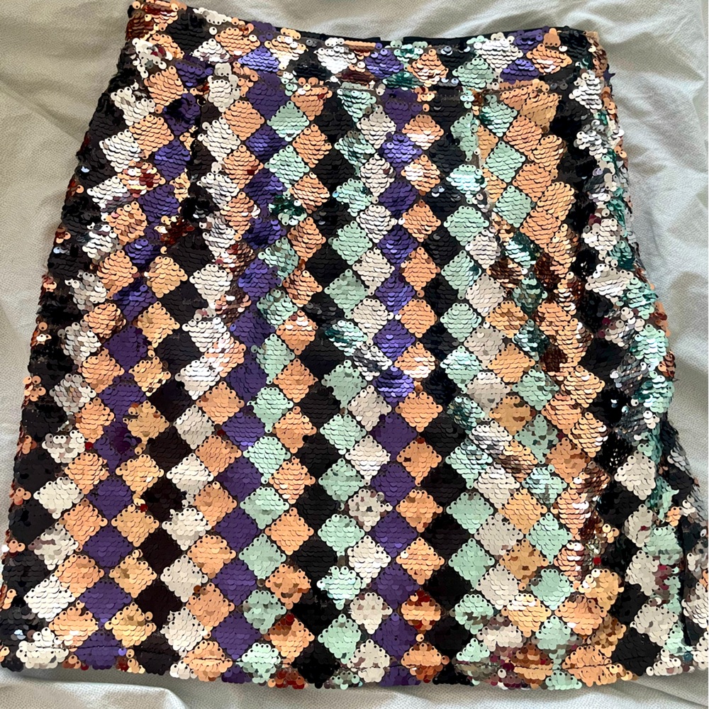 Sequin mini skirt NWOT